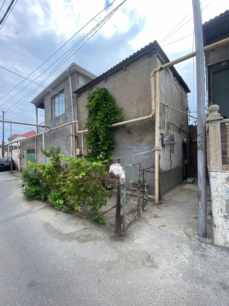 Nizami rayonu keslə qəsəbəsi sadig heyət evi