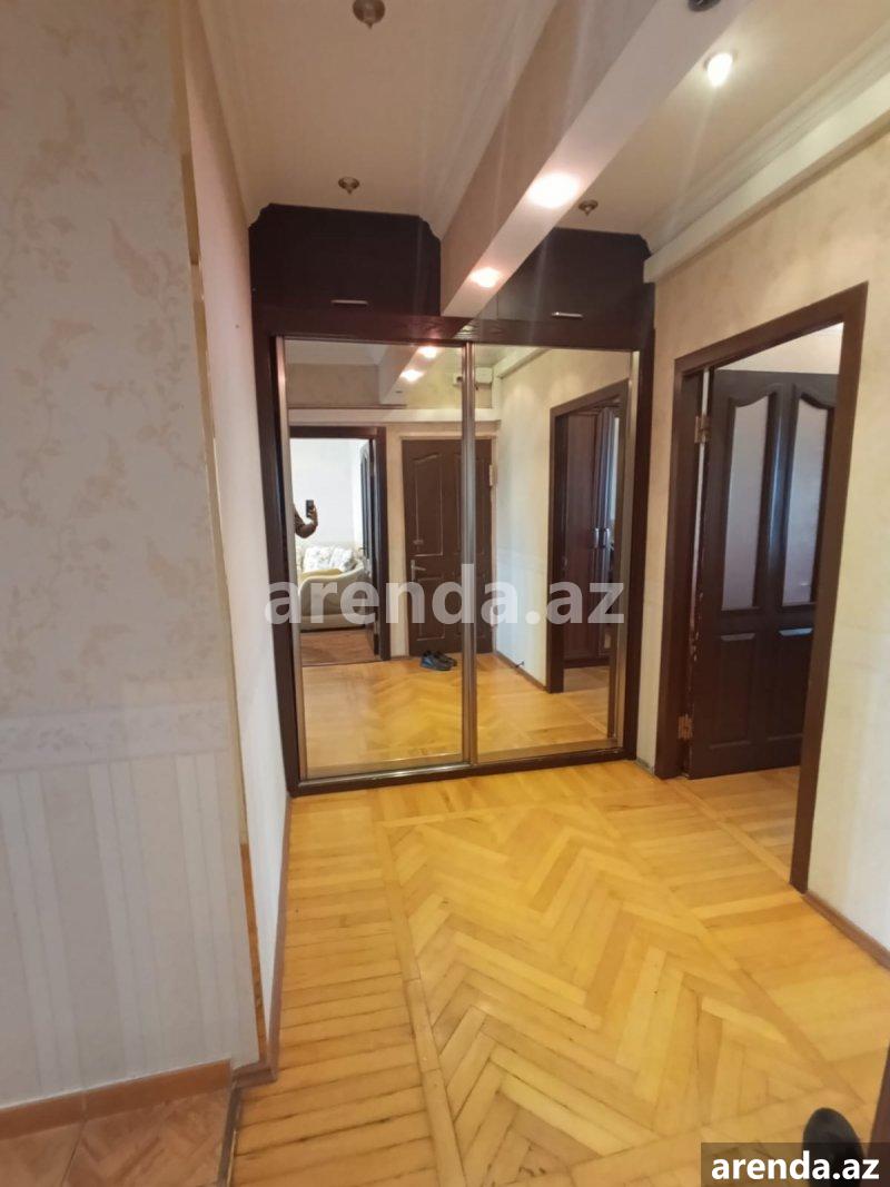 Satılır 2 otaqlı Köhnə Tikili, Azadlıq metrosu, 8-ci mikrorayon, Binəqədi rayonu 2 Satılır 2 otaqlı Köhnə Tikili, Azadlıq metrosu, 8-ci mikrorayon, Binəqədi rayonu 2