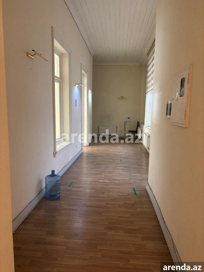Kirayə (aylıq) 8 otaqlı Ofis, Səbail rayonu 8 Kirayə (aylıq) 8 otaqlı Ofis, Səbail rayonu 8