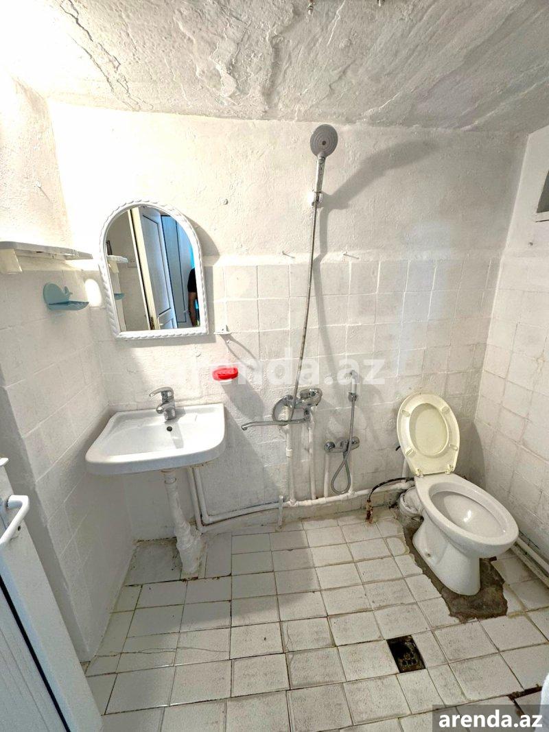 Kirayə (aylıq) 2 otaqlı Həyət evi/villa, 28 May metrosu, Şərq Bazarı, Nərimanov rayonu 11 Kirayə (aylıq) 2 otaqlı Həyət evi/villa, 28 May metrosu, Şərq Bazarı, Nərimanov rayonu 11