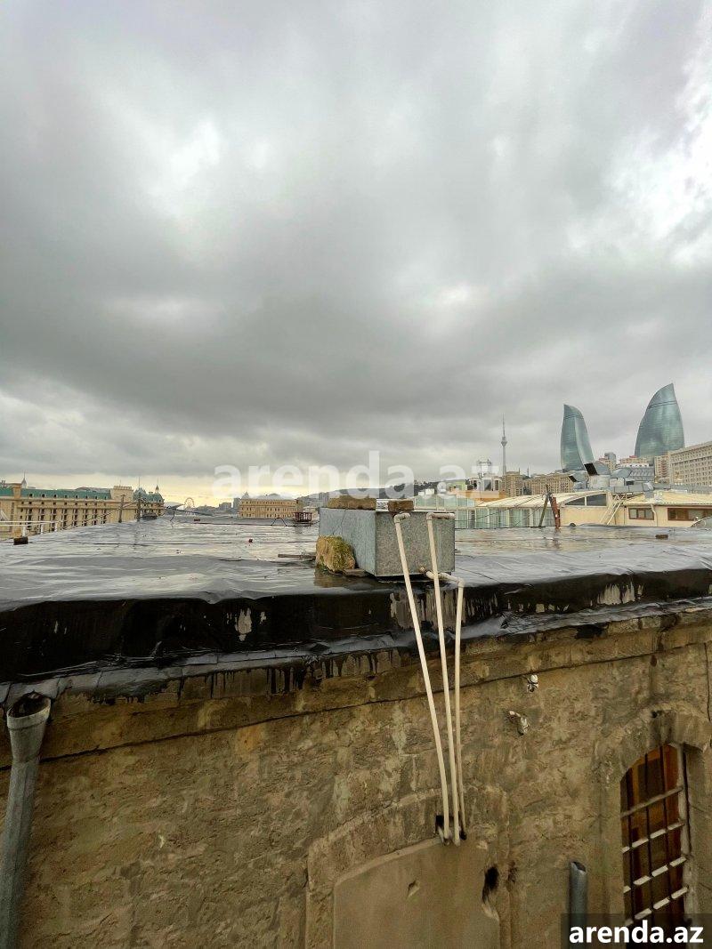 Satılır 4 otaqlı Həyət evi/villa, İçərişəhər metrosu, Səbail rayonu 23 Satılır 4 otaqlı Həyət evi/villa, İçərişəhər metrosu, Səbail rayonu 23