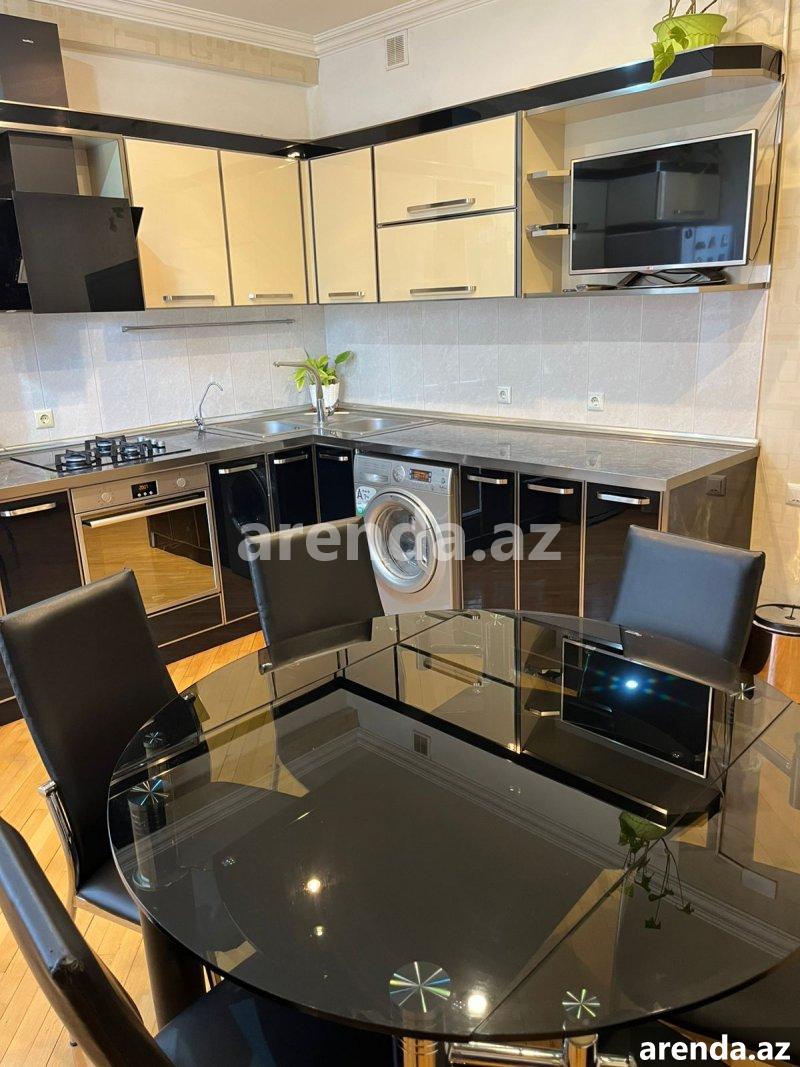 Satılır 3 otaqlı Yeni Tikili, Memar Əcəmi metrosu, 4-cü mikrorayon, Nəsimi rayonu 18