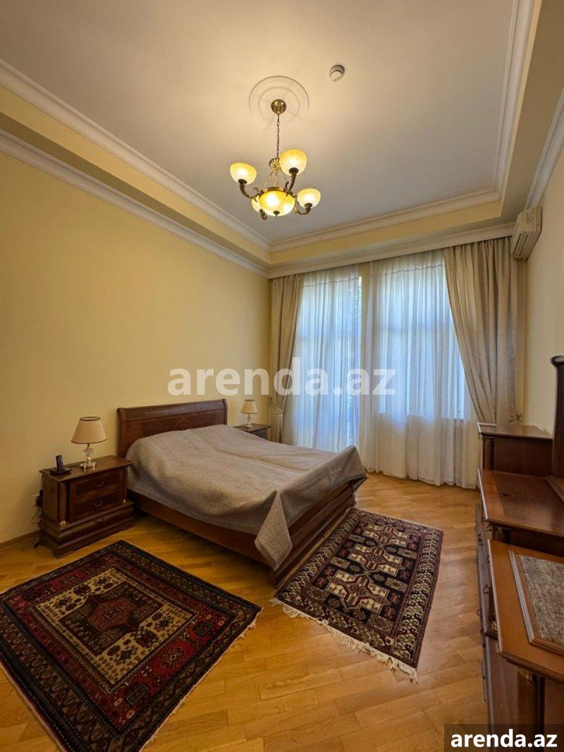 Kirayə (aylıq) 3 otaqlı Köhnə Tikili, Sahil metrosu, Səbail rayonu 15 Kirayə (aylıq) 3 otaqlı Köhnə Tikili, Sahil metrosu, Səbail rayonu 15