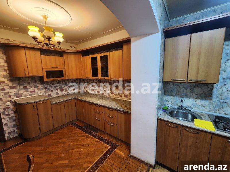 Kirayə (aylıq) 4 otaqlı Köhnə Tikili, Nəriman Nərimanov metrosu, Heydər Əliyev Mərkəzi, Nərimanov rayonu 13 Kirayə (aylıq) 4 otaqlı Köhnə Tikili, Nəriman Nərimanov metrosu, Heydər Əliyev Mərkəzi, Nərimanov rayonu 13
