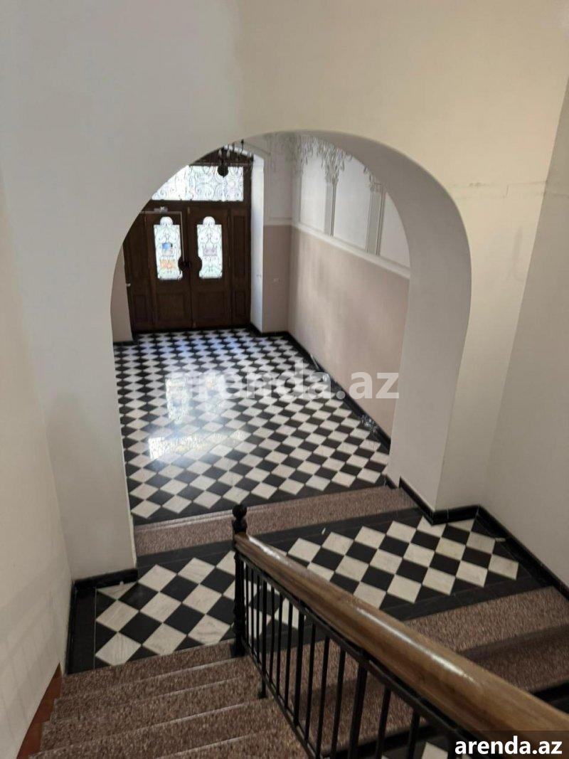 Kirayə (aylıq) 3 otaqlı Köhnə Tikili, Sahil metrosu, Səbail rayonu 26 Kirayə (aylıq) 3 otaqlı Köhnə Tikili, Sahil metrosu, Səbail rayonu 26