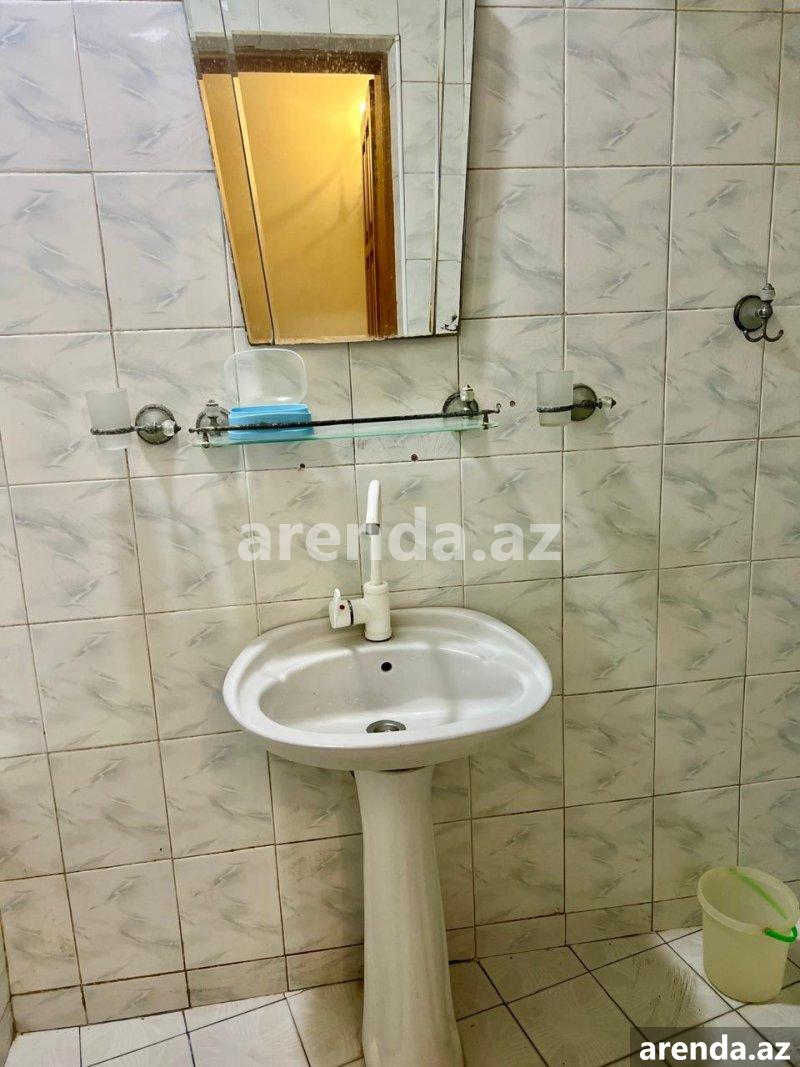 Kirayə (aylıq) 4 otaqlı Həyət evi/villa, Həzi Aslanov metrosu, H.Aslanov qəs., Xətai rayonu 12 Kirayə (aylıq) 4 otaqlı Həyət evi/villa, Həzi Aslanov metrosu, H.Aslanov qəs., Xətai rayonu 12
