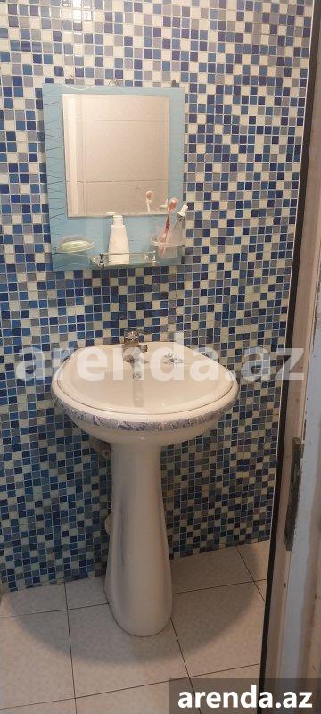 Kirayə (aylıq) 3 otaqlı Köhnə Tikili, İçərişəhər metrosu, Axundov bağı, Səbail rayonu 6 Kirayə (aylıq) 3 otaqlı Köhnə Tikili, İçərişəhər metrosu, Axundov bağı, Səbail rayonu 6