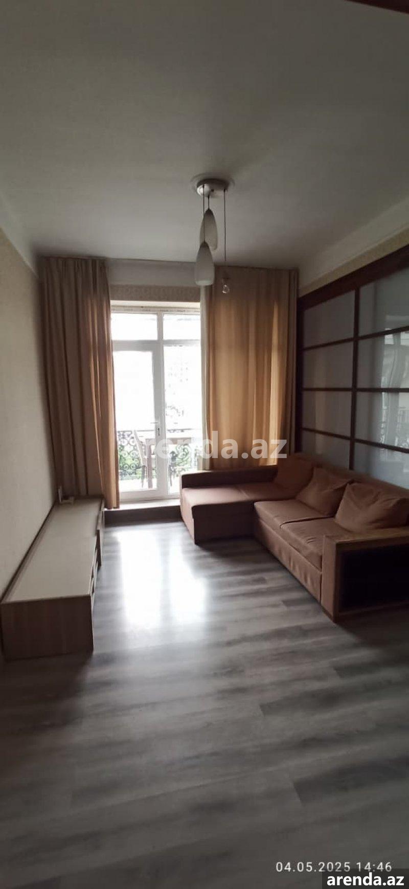 Kirayə (aylıq) 2 otaqlı Köhnə Tikili, 28 May metrosu, Port Baku, Xətai rayonu 4 Kirayə (aylıq) 2 otaqlı Köhnə Tikili, 28 May metrosu, Port Baku, Xətai rayonu 4