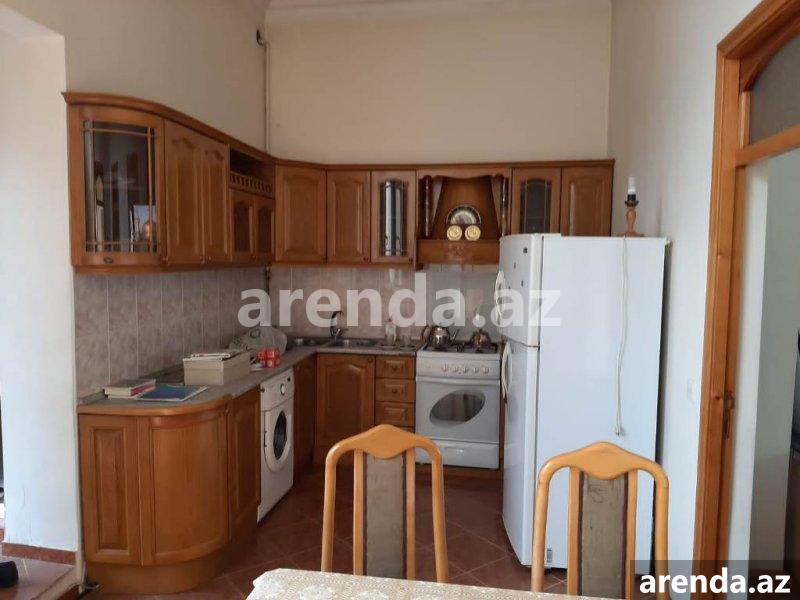 Kirayə (aylıq) 3 otaqlı Köhnə Tikili, Sahil metrosu, Səbail rayonu $num