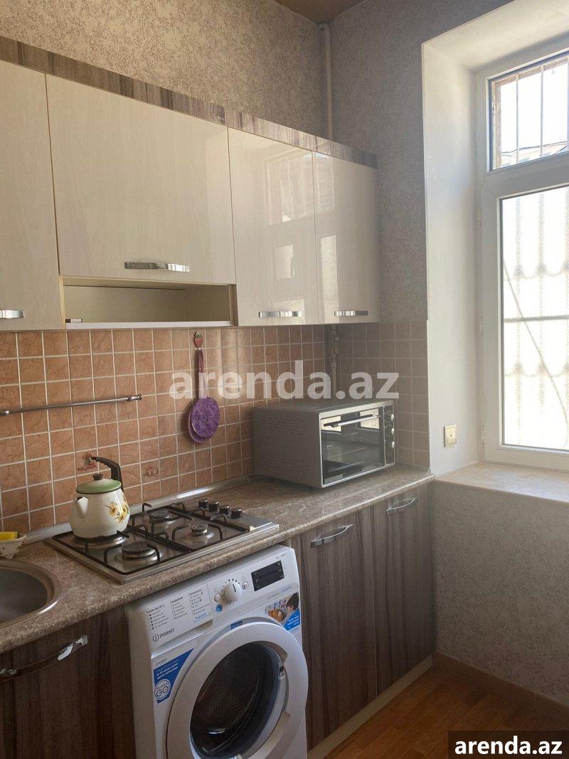 Kirayə (aylıq) 3 otaqlı Köhnə Tikili, Sahil metrosu, Səbail rayonu 10 Kirayə (aylıq) 3 otaqlı Köhnə Tikili, Sahil metrosu, Səbail rayonu 10