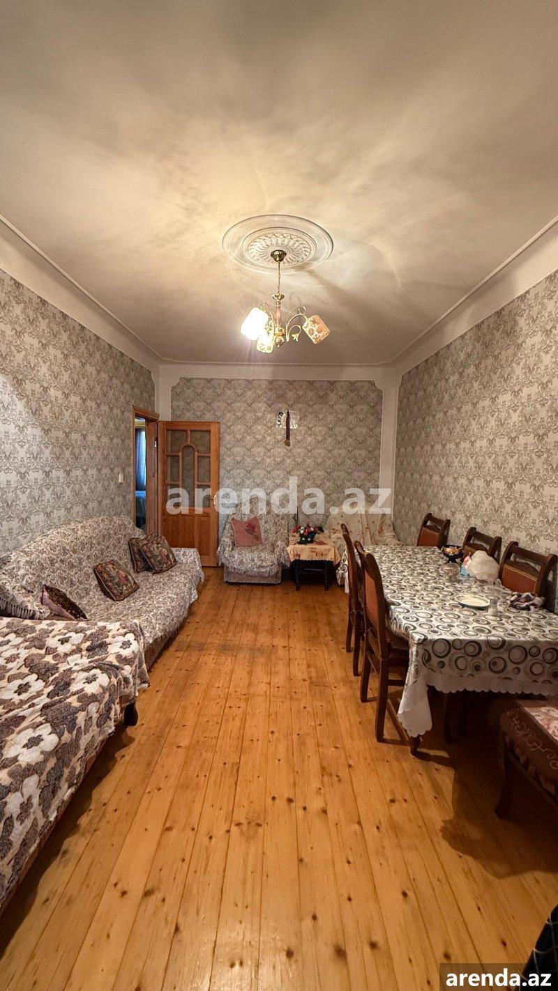 Satılır 3 otaqlı Köhnə Tikili, Qaraçuxur qəs., Suraxanı rayonu 2 Satılır 3 otaqlı Köhnə Tikili, Qaraçuxur qəs., Suraxanı rayonu 2