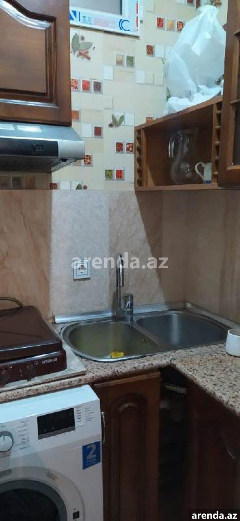 Satılır 1 otaqlı Köhnə Tikili, 28 May metrosu, Nəsimi rayonu 9 Satılır 1 otaqlı Köhnə Tikili, 28 May metrosu, Nəsimi rayonu 9