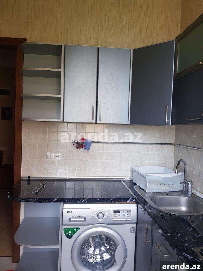 Satılır 2 otaqlı Köhnə Tikili, Elmlər akademiyası metrosu, Hüseyn Cavid parkı, Yasamal rayonu 9 Satılır 2 otaqlı Köhnə Tikili, Elmlər akademiyası metrosu, Hüseyn Cavid parkı, Yasamal rayonu 9