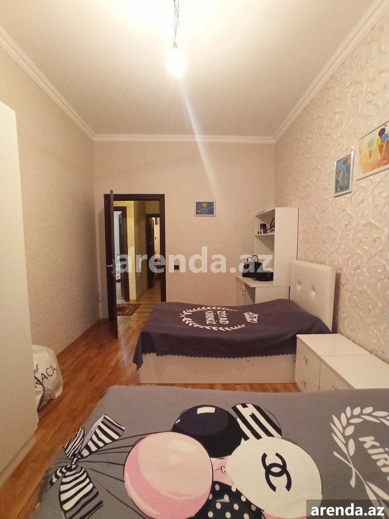 Satılır 3 otaqlı Yeni Tikili Xırdalan 8