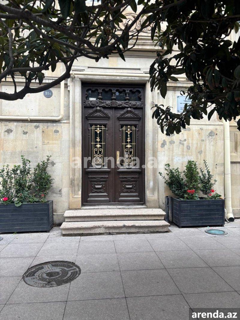 Kirayə (aylıq) 8 otaqlı Ofis, Səbail rayonu 17 Kirayə (aylıq) 8 otaqlı Ofis, Səbail rayonu 17