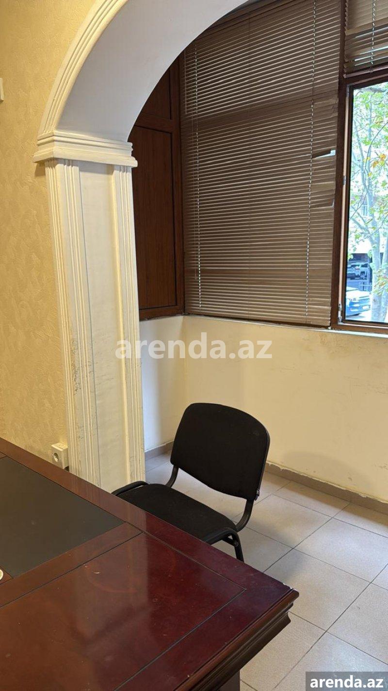 Kirayə (aylıq) 2 otaqlı Ofis, 28 May metrosu, Olimpik Star, Nəsimi rayonu 5 Kirayə (aylıq) 2 otaqlı Ofis, 28 May metrosu, Olimpik Star, Nəsimi rayonu 5