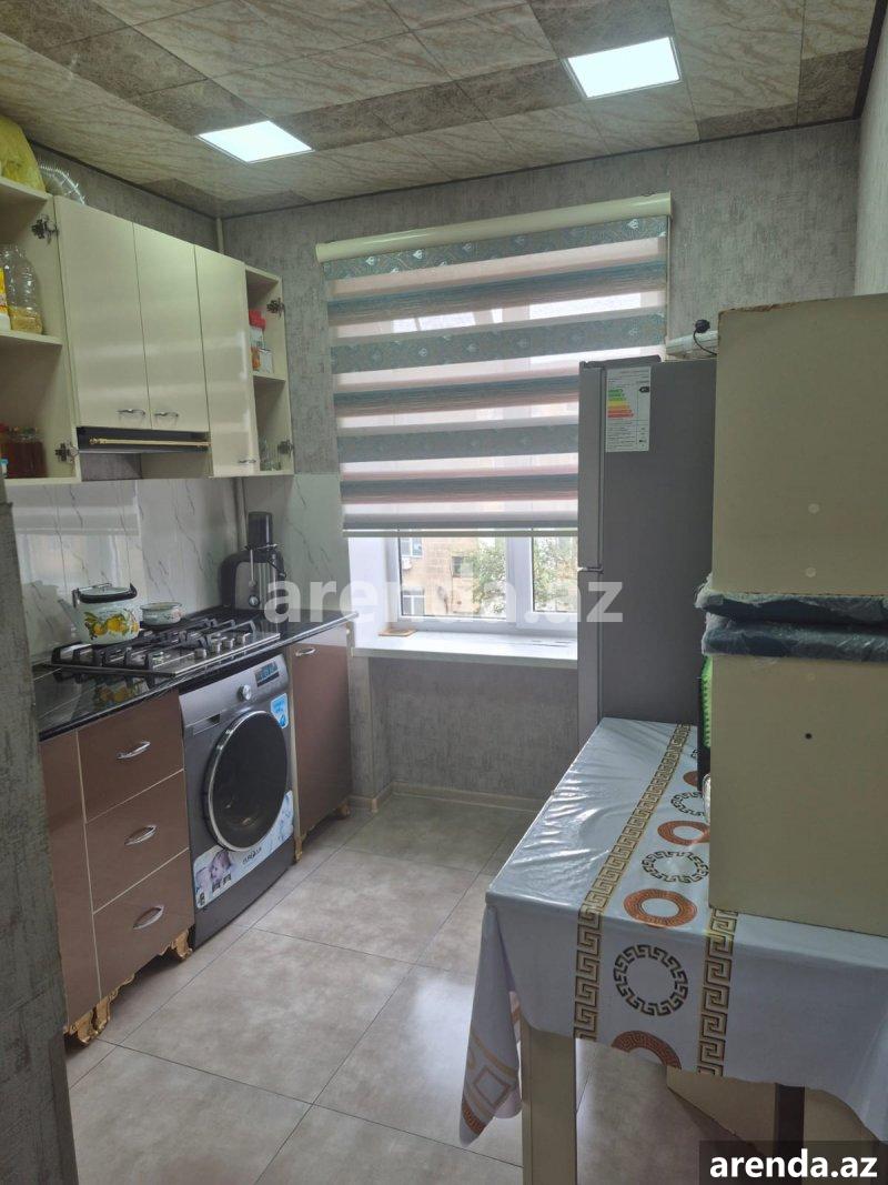 Satılır 4 otaqlı Köhnə Tikili, Hövsan qəs., Suraxanı rayonu 5 Satılır 4 otaqlı Köhnə Tikili, Hövsan qəs., Suraxanı rayonu 5