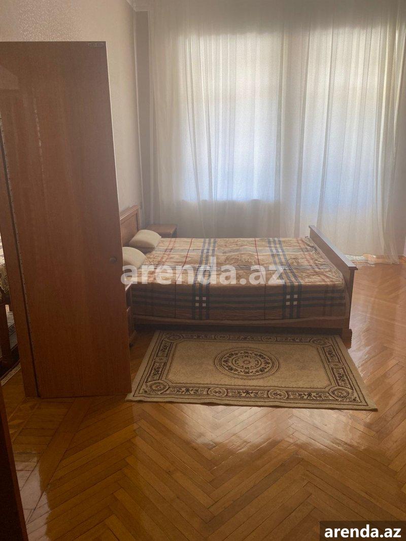 Kirayə (aylıq) 3 otaqlı Köhnə Tikili, Sahil metrosu, Səbail rayonu 4 Kirayə (aylıq) 3 otaqlı Köhnə Tikili, Sahil metrosu, Səbail rayonu 4