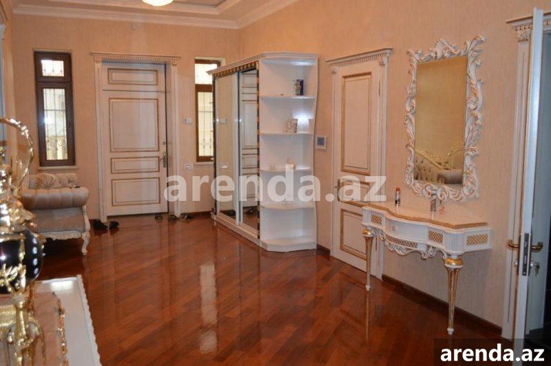 Satılır 10 otaqlı Həyət evi/villa, Badamdar qəs., Səbail rayonu 10