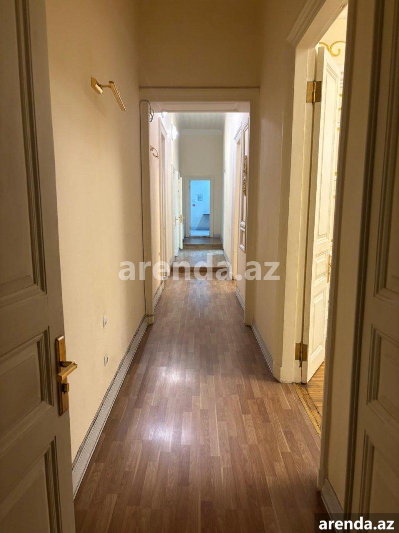 Kirayə (aylıq) 8 otaqlı Ofis, Səbail rayonu 11 Kirayə (aylıq) 8 otaqlı Ofis, Səbail rayonu 11