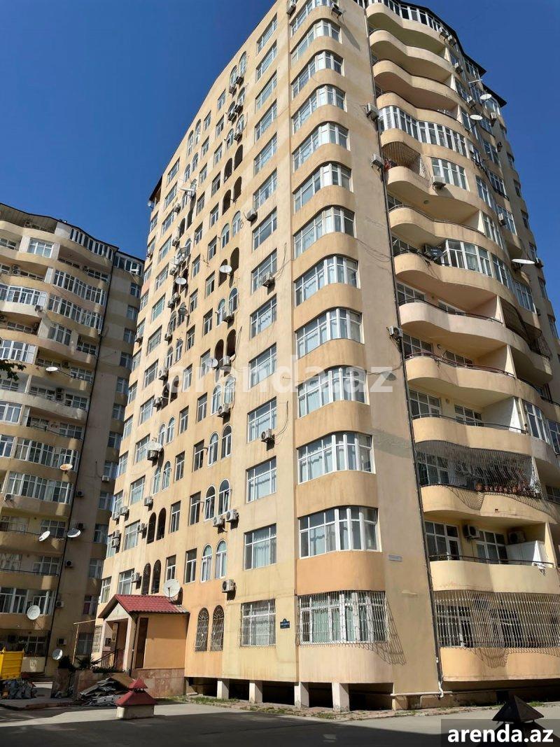 Satılır 4 otaqlı Yeni Tikili, Azadlıq metrosu, 8-ci mikrorayon, Ayna Sultanova heykəli, Binəqədi rayonu 2 Satılır 4 otaqlı Yeni Tikili, Azadlıq metrosu, 8-ci mikrorayon, Ayna Sultanova heykəli, Binəqədi rayonu 2