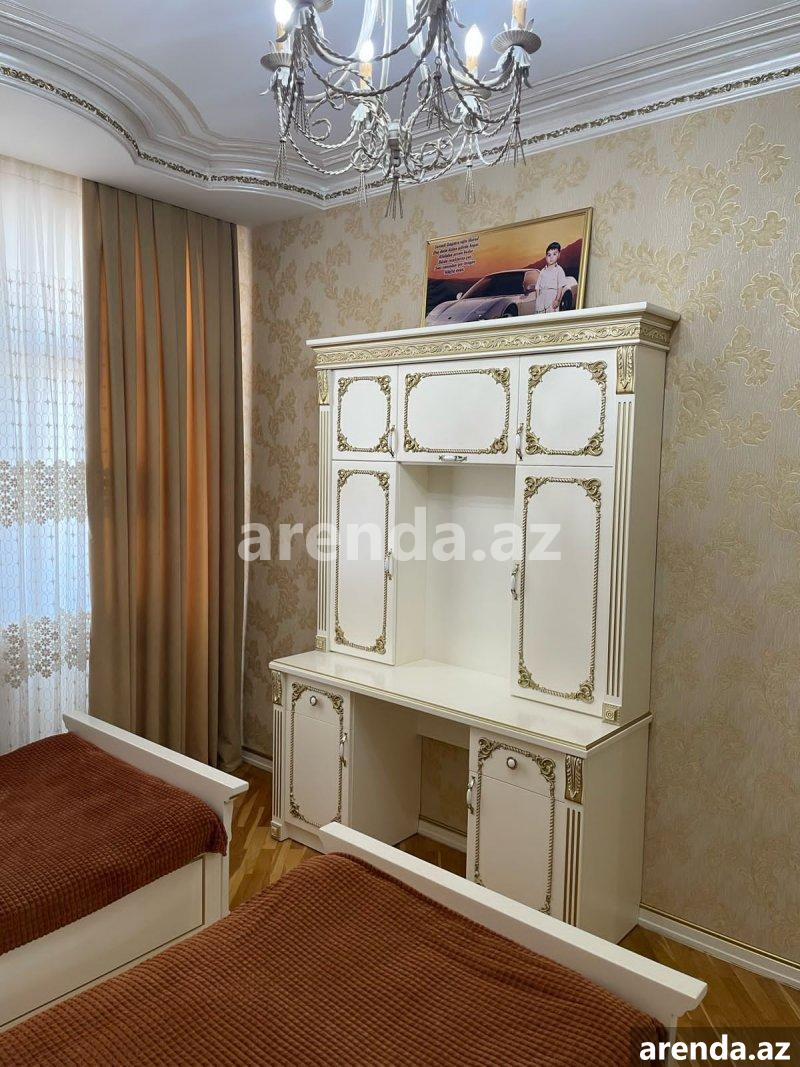 Satılır 4 otaqlı Yeni Tikili, Azadlıq metrosu, 8-ci mikrorayon, Ayna Sultanova heykəli, Binəqədi rayonu 14 Satılır 4 otaqlı Yeni Tikili, Azadlıq metrosu, 8-ci mikrorayon, Ayna Sultanova heykəli, Binəqədi rayonu 14