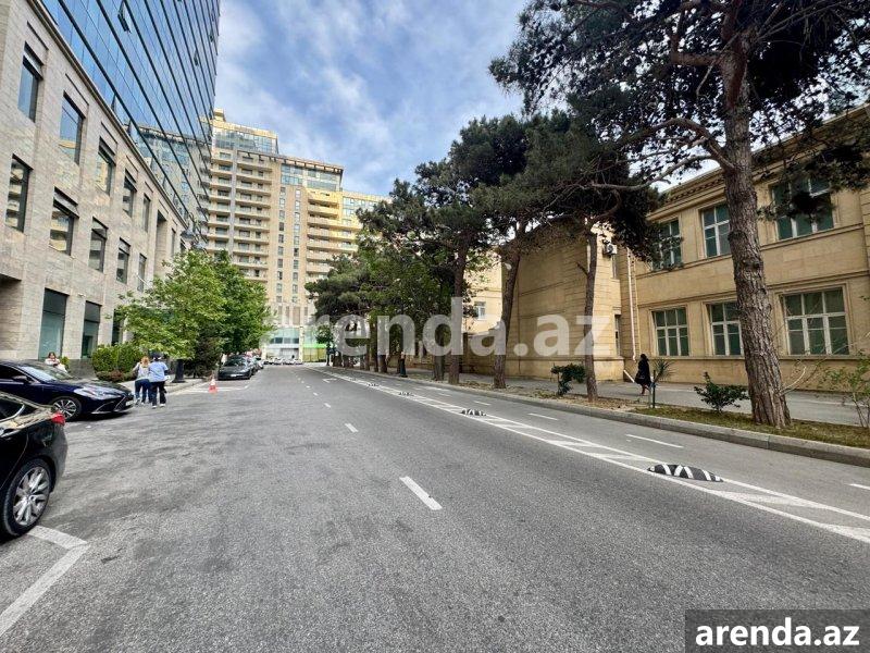 Kirayə (aylıq) 4 otaqlı Ofis, Port Baku, Xətai rayonu 28 Kirayə (aylıq) 4 otaqlı Ofis, Port Baku, Xətai rayonu 28