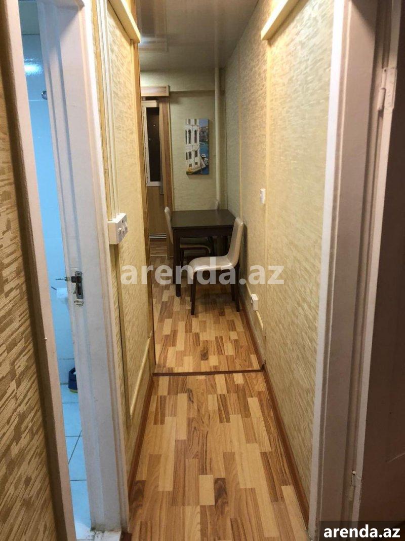 Kirayə (aylıq) 3 otaqlı Yeni Tikili, İçərişəhər metrosu, Mərkəzi Univermaq, Səbail rayonu 4 Kirayə (aylıq) 3 otaqlı Yeni Tikili, İçərişəhər metrosu, Mərkəzi Univermaq, Səbail rayonu 4