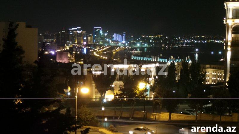 Satılır 2 otaqlı Köhnə Tikili, İçərişəhər metrosu, Səbail rayonu 30 Satılır 2 otaqlı Köhnə Tikili, İçərişəhər metrosu, Səbail rayonu 30