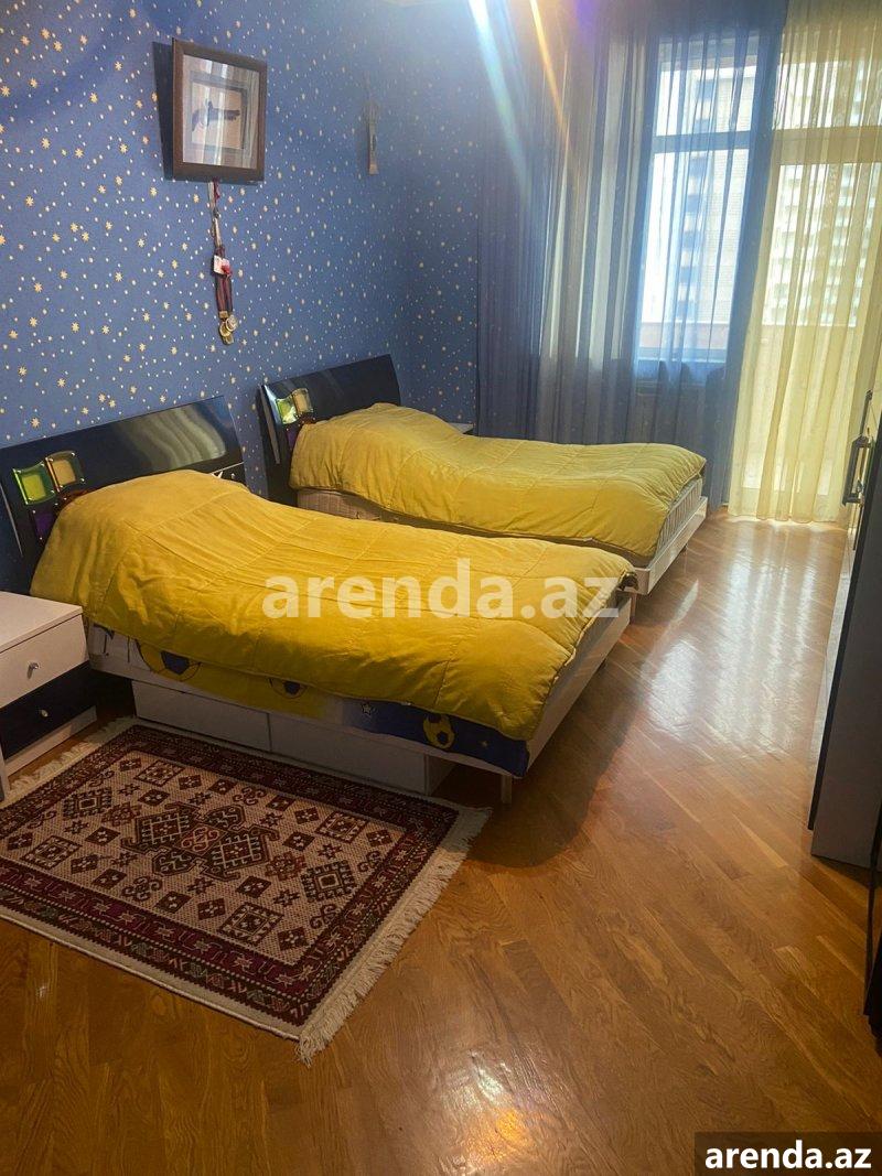 Satılır 4 otaqlı Yeni Tikili, Gənclik metrosu, Nərimanov rayonu $num