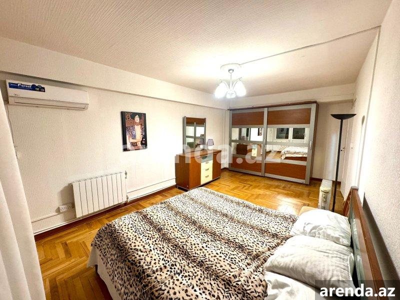 Kirayə (aylıq) 3 otaqlı Köhnə Tikili, Sahil metrosu, Səbail rayonu 5 Kirayə (aylıq) 3 otaqlı Köhnə Tikili, Sahil metrosu, Səbail rayonu 5