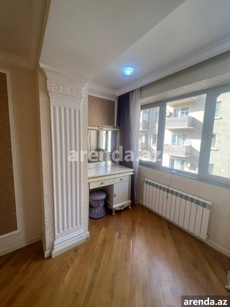 Kirayə (aylıq) 3 otaqlı Köhnə Tikili, İçərişəhər metrosu, Axundov bağı, Səbail rayonu 16