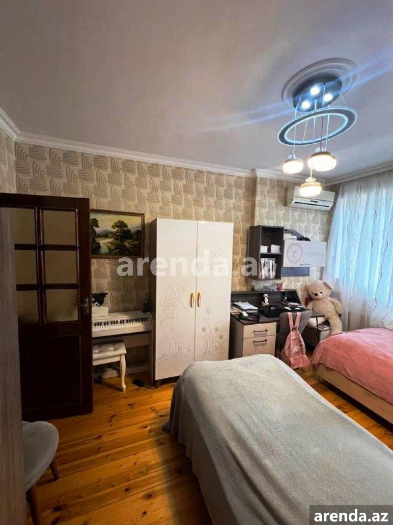 Satılır 3 otaqlı Köhnə Tikili, Qaraçuxur qəs., Suraxanı rayonu 13 Satılır 3 otaqlı Köhnə Tikili, Qaraçuxur qəs., Suraxanı rayonu 13
