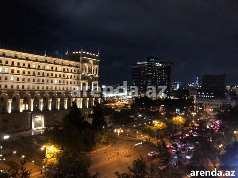Kirayə (aylıq) 3 otaqlı Yeni Tikili, İçərişəhər metrosu, Mərkəzi Univermaq, Səbail rayonu 14 Kirayə (aylıq) 3 otaqlı Yeni Tikili, İçərişəhər metrosu, Mərkəzi Univermaq, Səbail rayonu 14