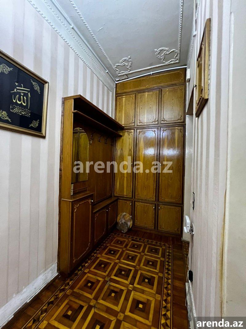 Kirayə (aylıq) 4 otaqlı Köhnə Tikili, 28 May metrosu, Maliyyə Nazirliyi, Nəsimi rayonu 15 Kirayə (aylıq) 4 otaqlı Köhnə Tikili, 28 May metrosu, Maliyyə Nazirliyi, Nəsimi rayonu 15
