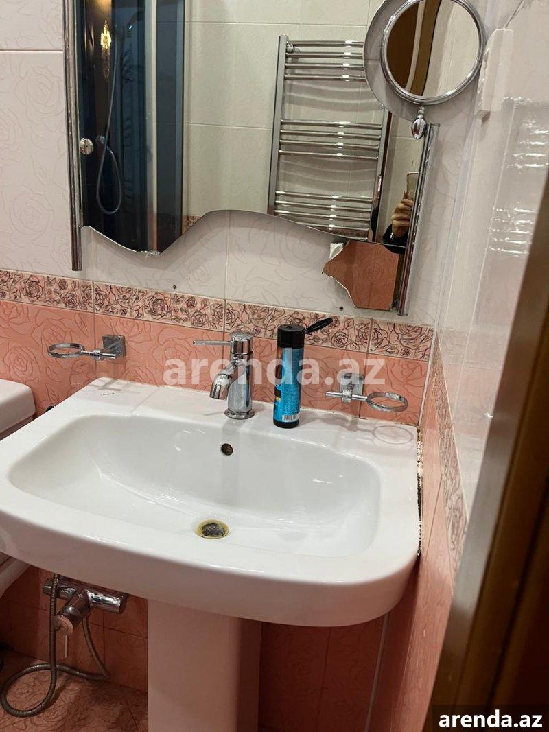 Kirayə (aylıq) 3 otaqlı Yeni Tikili, Nəriman Nərimanov metrosu, Heydər Əliyev Mərkəzi, Nərimanov rayonu 12 Kirayə (aylıq) 3 otaqlı Yeni Tikili, Nəriman Nərimanov metrosu, Heydər Əliyev Mərkəzi, Nərimanov rayonu 12