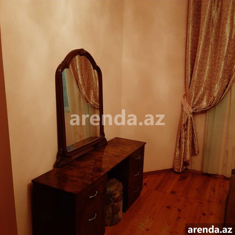 Kirayə (aylıq) 6 otaqlı Həyət evi/villa, Xalqlar dostluğu metrosu, Nizami rayonu 32