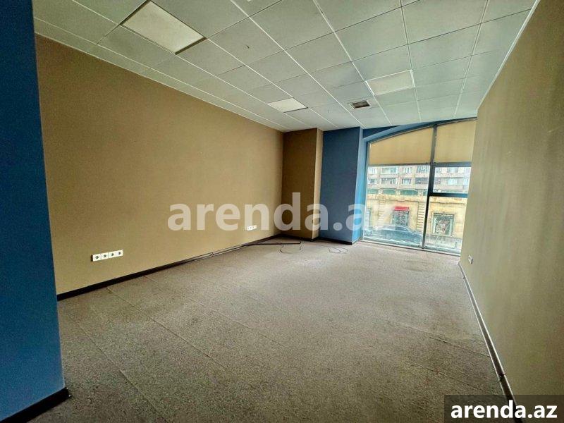 Kirayə (aylıq) 16 otaqlı Ofis, 28 May metrosu, Nəsimi rayonu 17 Kirayə (aylıq) 16 otaqlı Ofis, 28 May metrosu, Nəsimi rayonu 17