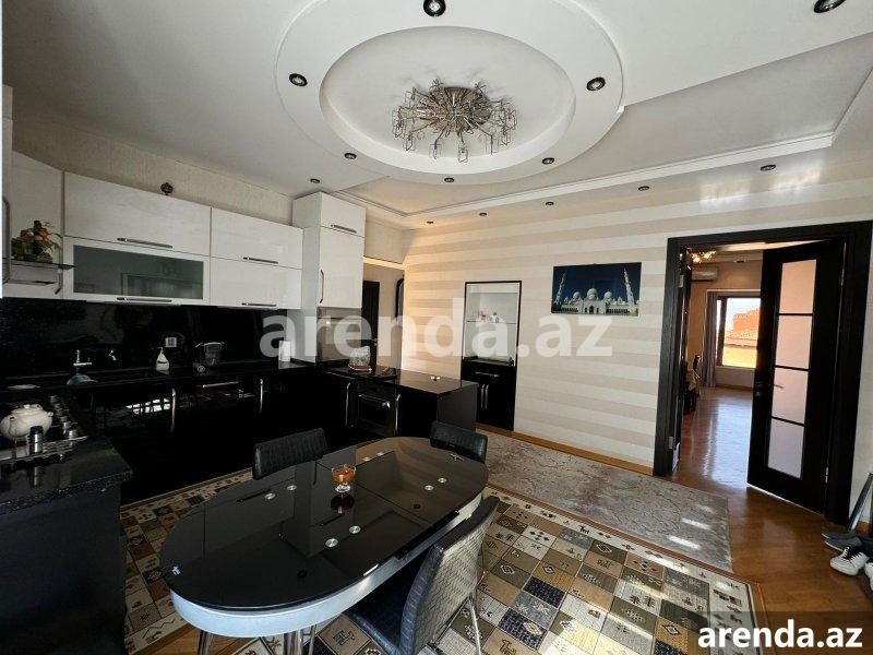 Kirayə (aylıq) 4 otaqlı Köhnə Tikili, Bayıl qəs., Səbail rayonu 2 Kirayə (aylıq) 4 otaqlı Köhnə Tikili, Bayıl qəs., Səbail rayonu 2