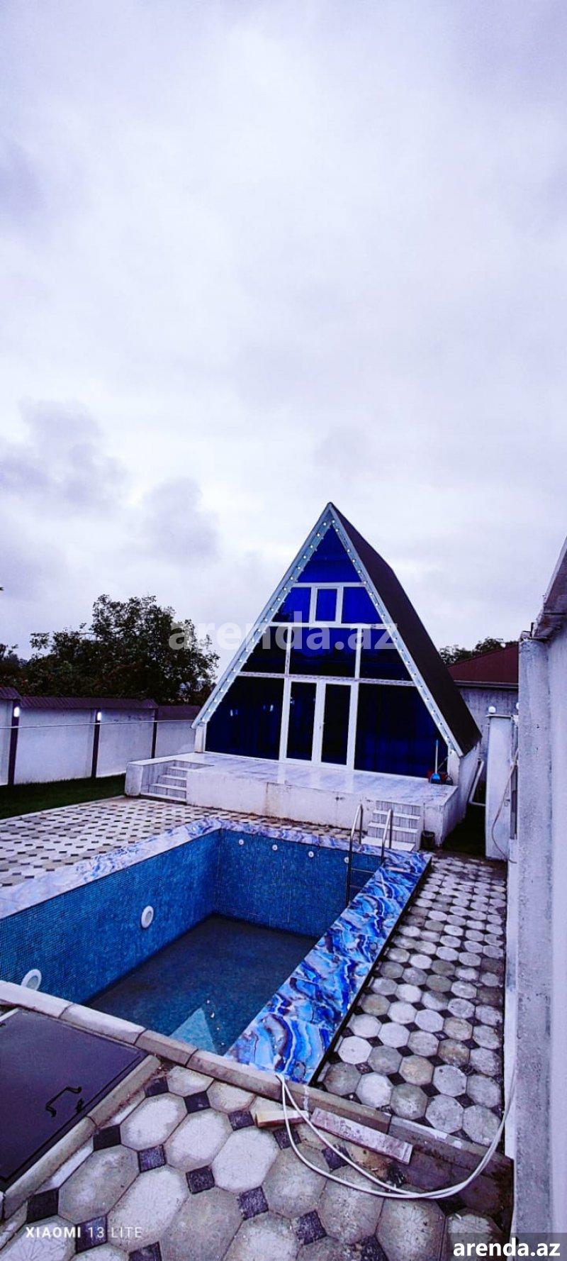 Kirayə (günlük) 2 otaqlı Həyət evi/villa Qəbələ 1