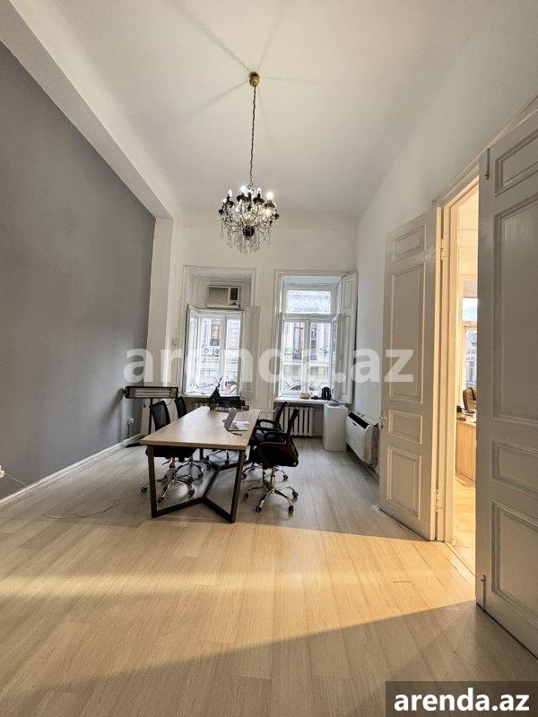 Kirayə (aylıq) 1 otaqlı Ofis, AF Business House, Nəsimi rayonu 5 Kirayə (aylıq) 1 otaqlı Ofis, AF Business House, Nəsimi rayonu 5