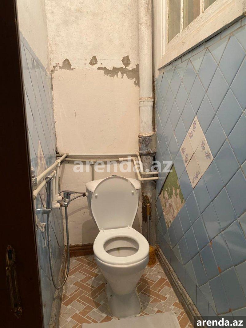 Kirayə (aylıq) 3 otaqlı Köhnə Tikili, Neftçilər metrosu, Xəzər Universiteti, Nizami rayonu 10 Kirayə (aylıq) 3 otaqlı Köhnə Tikili, Neftçilər metrosu, Xəzər Universiteti, Nizami rayonu 10