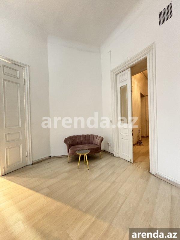 Kirayə (aylıq) 1 otaqlı Ofis, AF Business House, Nəsimi rayonu 2 Kirayə (aylıq) 1 otaqlı Ofis, AF Business House, Nəsimi rayonu 2