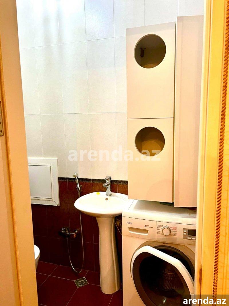 Satılır 4 otaqlı Yeni Tikili, 28 May metrosu, Nəsimi rayonu 13 Satılır 4 otaqlı Yeni Tikili, 28 May metrosu, Nəsimi rayonu 13