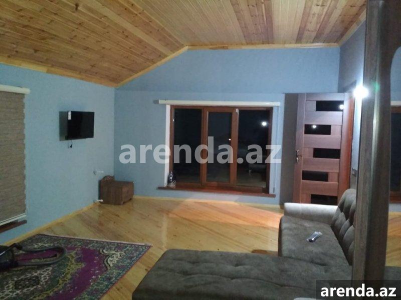 Kirayə (günlük) 4 otaqlı Həyət evi/villa Qax 1