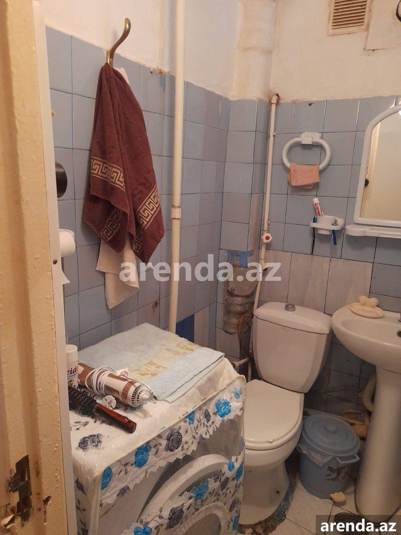 Satılır 2 otaqlı Köhnə Tikili, Həzi Aslanov metrosu, Xətai rayonu 9 Satılır 2 otaqlı Köhnə Tikili, Həzi Aslanov metrosu, Xətai rayonu 9