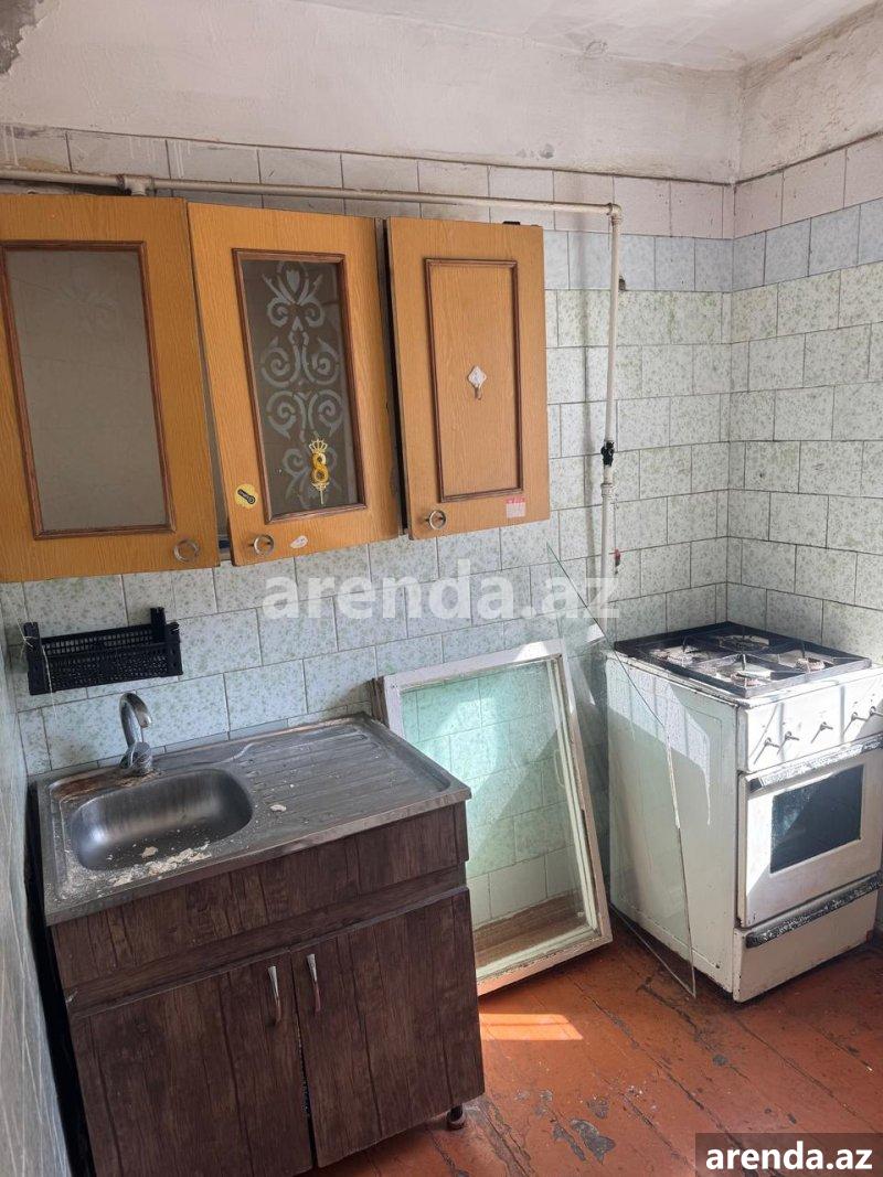 Satılır 1 otaqlı Köhnə Tikili, Neftçilər metrosu, Nizami rayonu 4 Satılır 1 otaqlı Köhnə Tikili, Neftçilər metrosu, Nizami rayonu 4