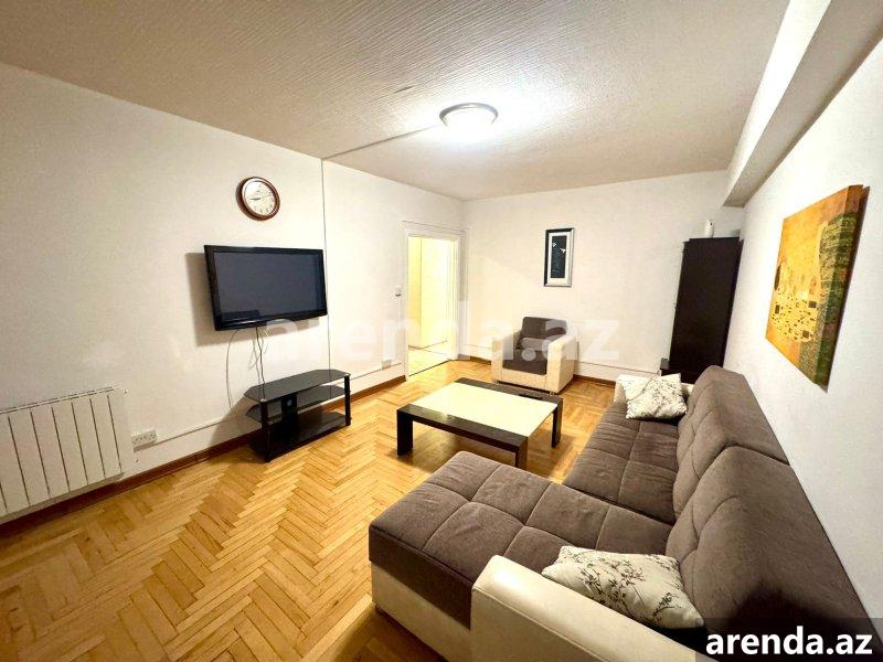 Kirayə (aylıq) 3 otaqlı Köhnə Tikili, Sahil metrosu, Səbail rayonu 1 Kirayə (aylıq) 3 otaqlı Köhnə Tikili, Sahil metrosu, Səbail rayonu 1