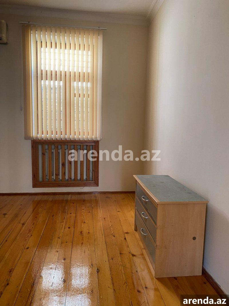 Kirayə (aylıq) 6 otaqlı Həyət evi/villa, Gənclik metrosu, Nərimanov rayonu 18 Kirayə (aylıq) 6 otaqlı Həyət evi/villa, Gənclik metrosu, Nərimanov rayonu 18
