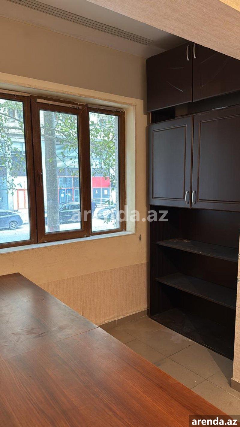 Kirayə (aylıq) 2 otaqlı Ofis, 28 May metrosu, Olimpik Star, Nəsimi rayonu 13 Kirayə (aylıq) 2 otaqlı Ofis, 28 May metrosu, Olimpik Star, Nəsimi rayonu 13
